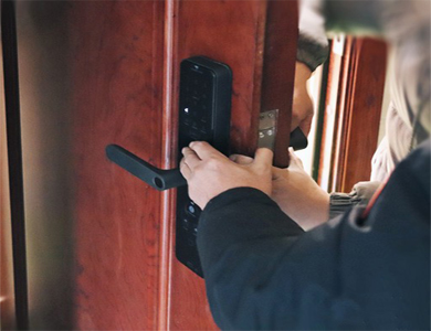马尔康24小时上门开锁公司